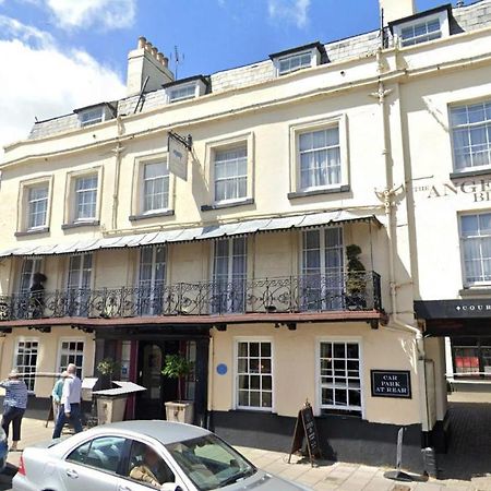 The Angel & Blue Pig Hotel Lymington Bagian luar foto